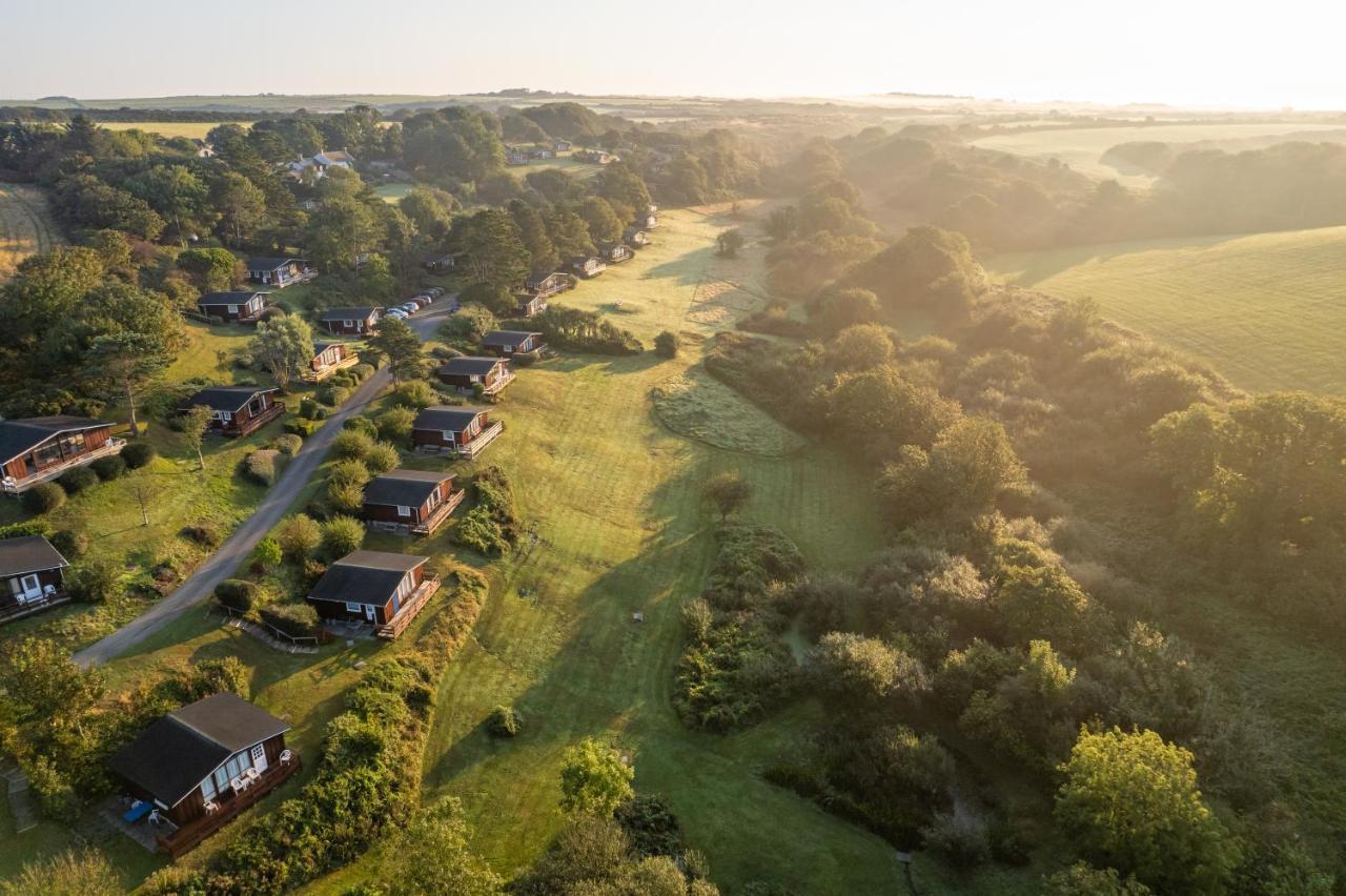 Timber Hill Self Catering Cedar Lodges Broad Haven Esterno foto